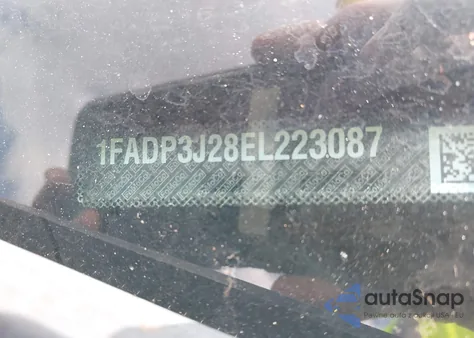 2014 Ford Focus Titanium from USA, damaged, VIN 1FADP3J28EL223087